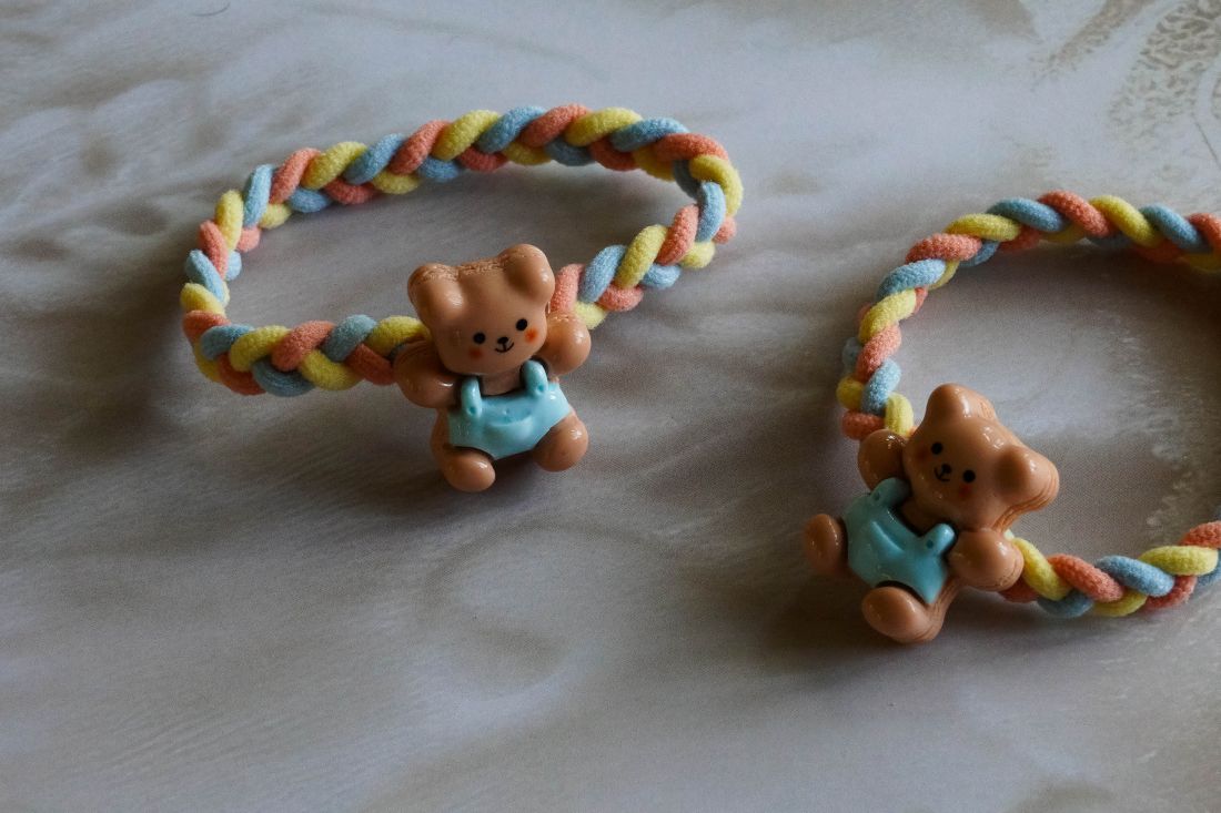 the cartoon cute teddy hair band