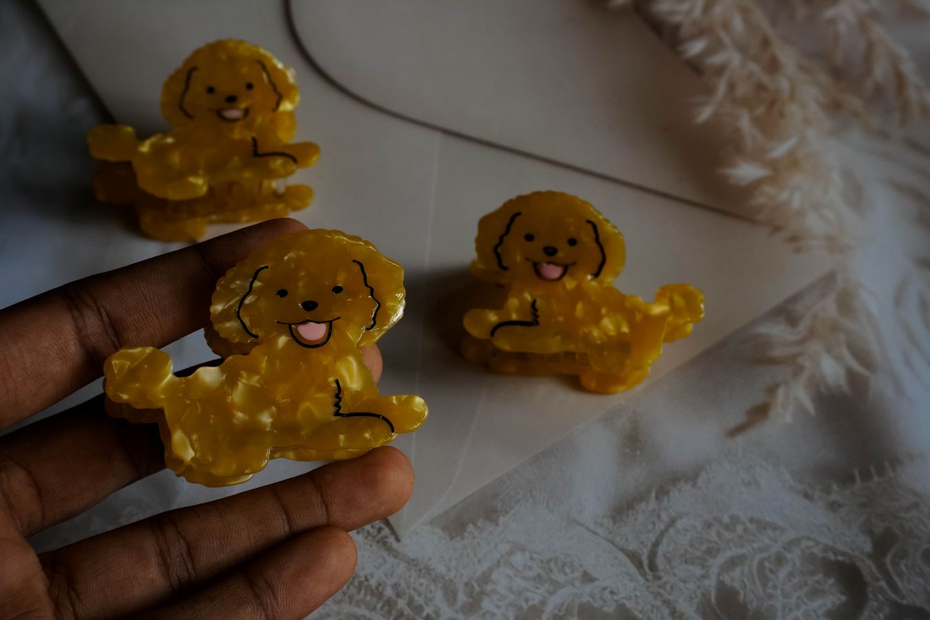 limited edition puppy claw clips