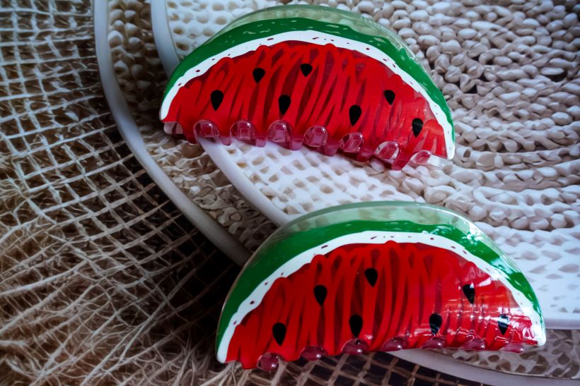The large, beautiful watermelon claw clip.