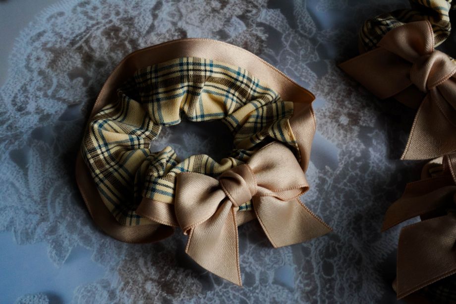 The copper scrunchie